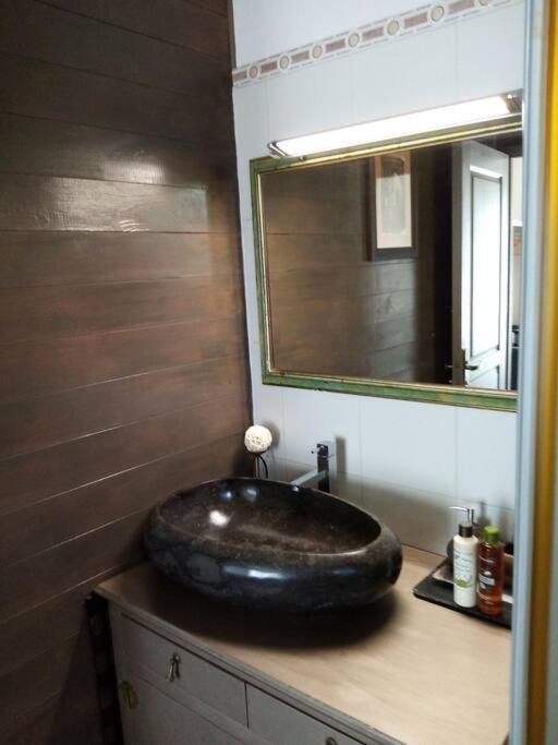 Chamb'Bouchons Apartment Saint-Francois  Ngoại thất bức ảnh