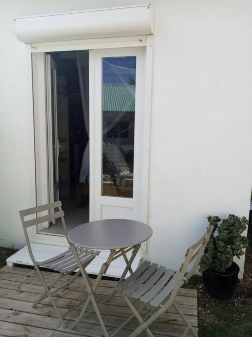 Chamb'Bouchons Apartment Saint-Francois  Ngoại thất bức ảnh