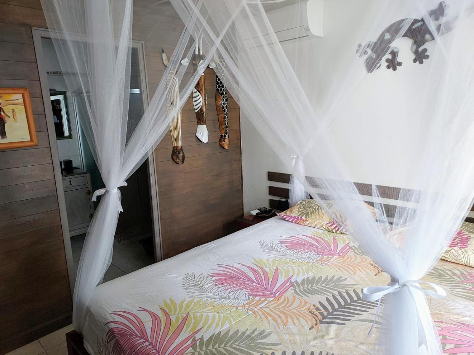 Chamb'Bouchons Apartment Saint-Francois  Ngoại thất bức ảnh